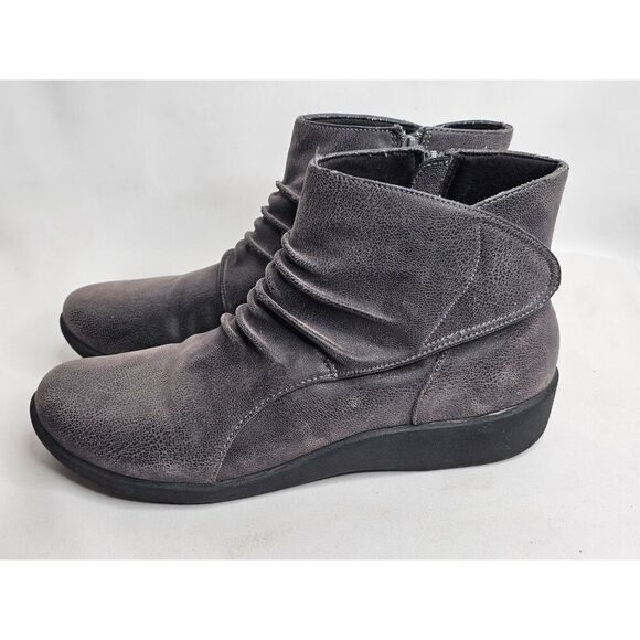 Clarks Cloudsteppers Gray Sillian Sway Comfort Ankle Booties Womens Size 8M - Picture 1 of 8